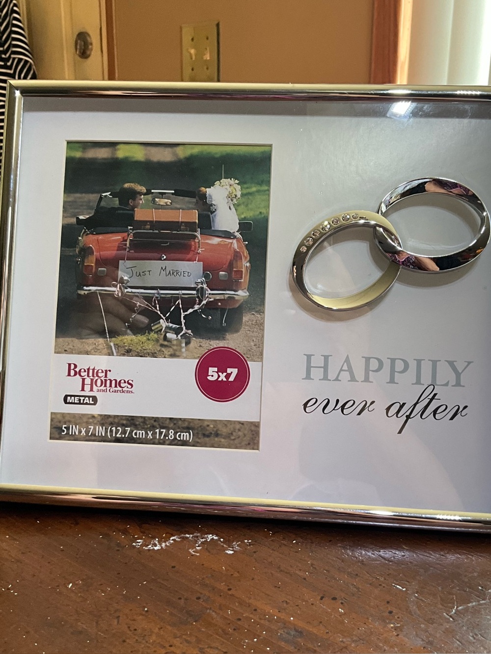 NWT better homes and gardens wedding frame
